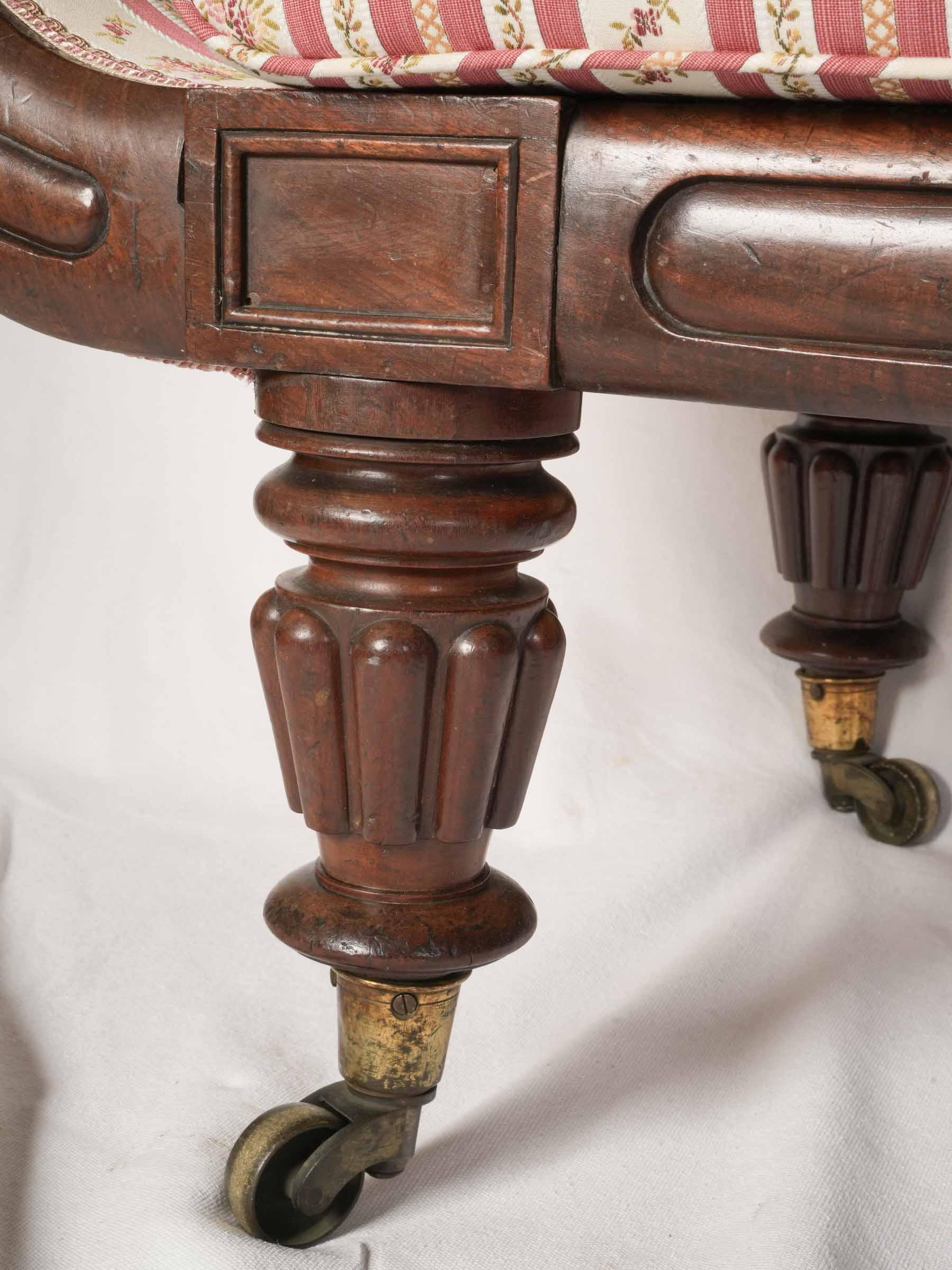 English Scroll-End Chaise Longue w/ Matching Pouf, 19th Century - 71¼"