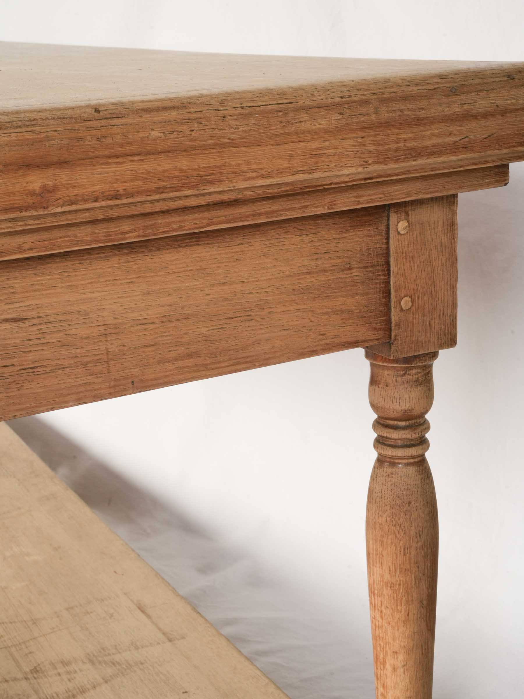 French Draper's Worktable in Oak, Early 20th Century - 69"