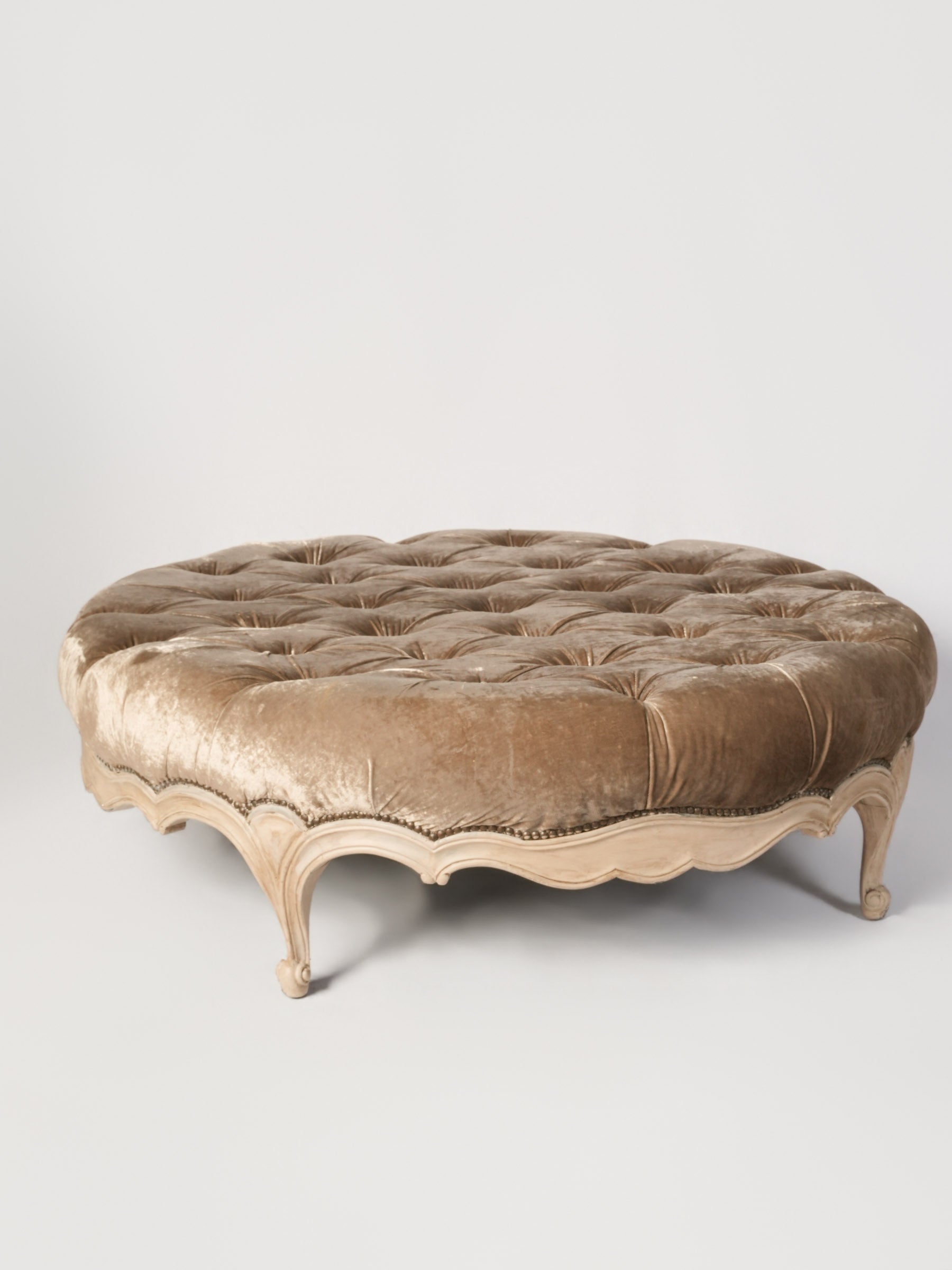 Oversized French Louis XV Style Round Ottoman w/ Tufted Taupe Velvet, Early-Mid 20th Century - 46½"