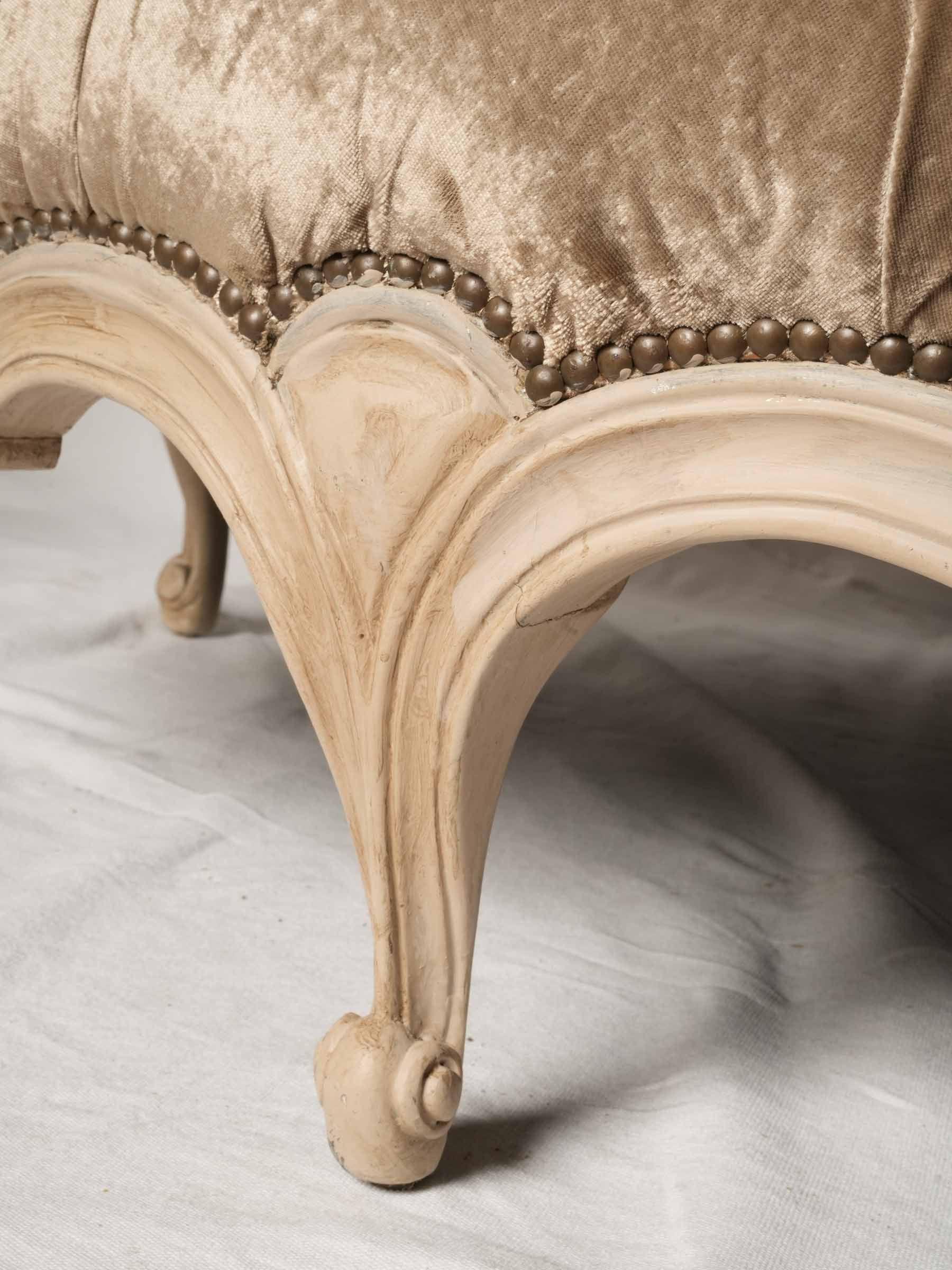 Oversized French Louis XV Style Round Ottoman w/ Tufted Taupe Velvet, Early-Mid 20th Century - 46½"