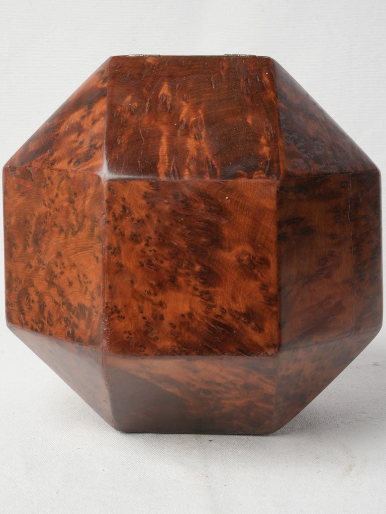 1940s decorative polyhedral accent  
