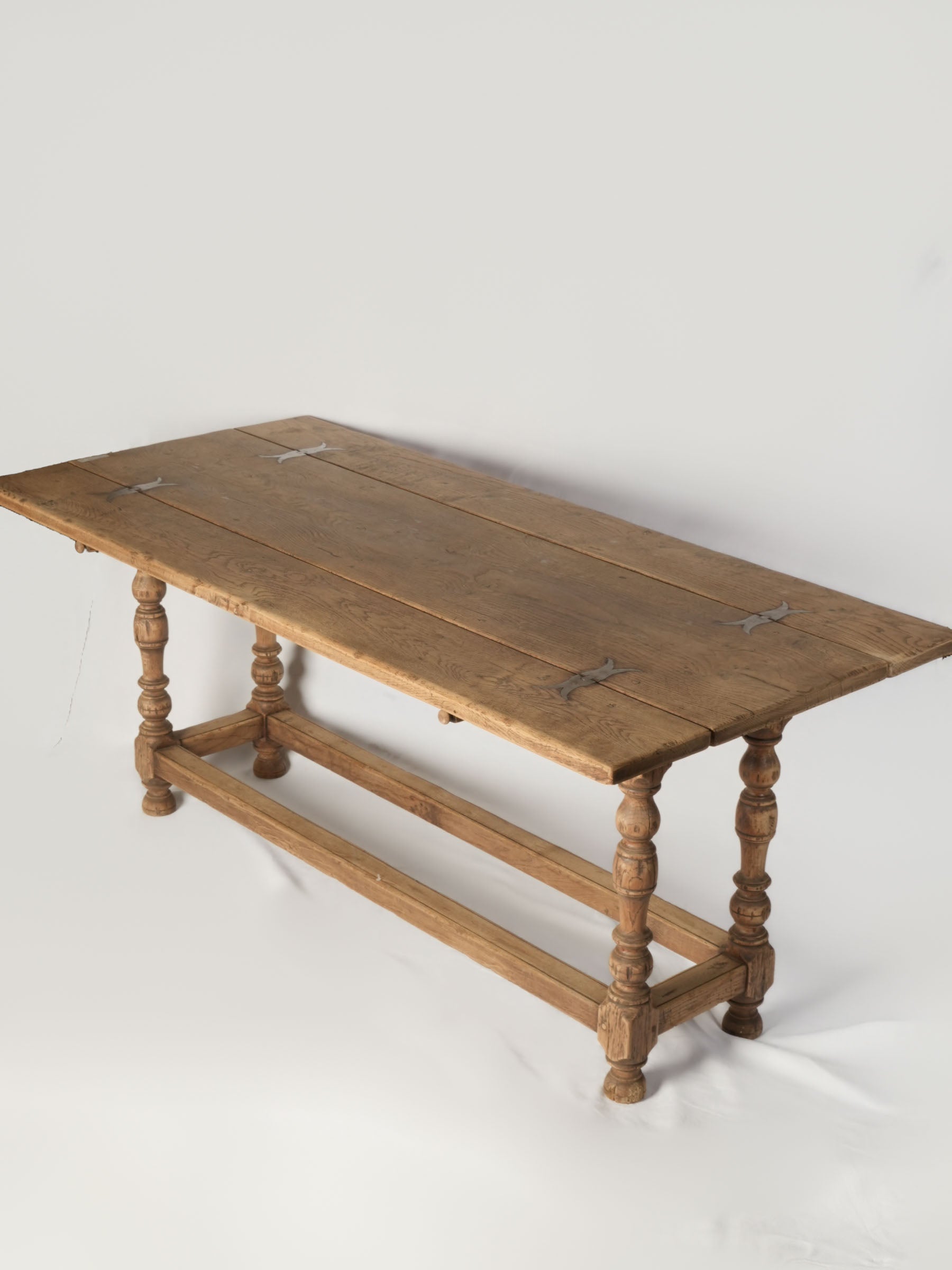 French Rustic Louis XIII Style Folding Dining Table in Oak, Late 19th Century - 70¾"