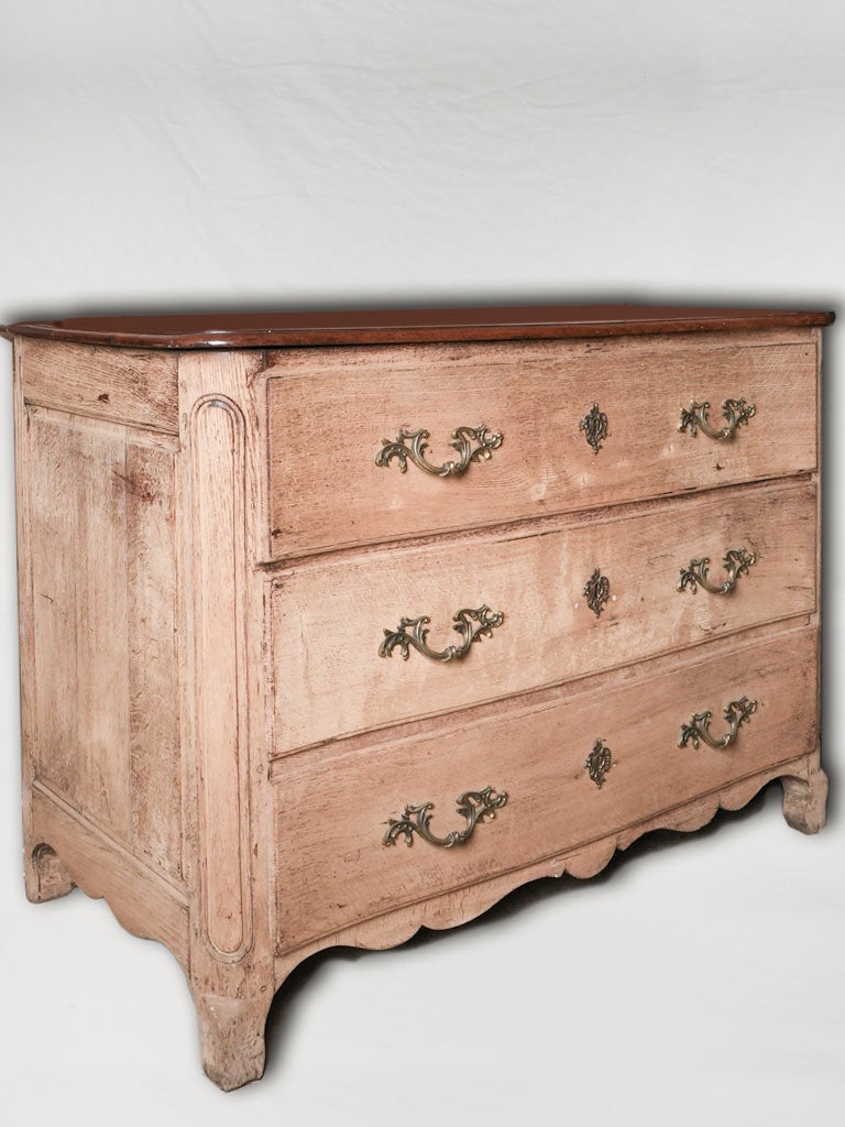 Charming vintage 3-drawer chest