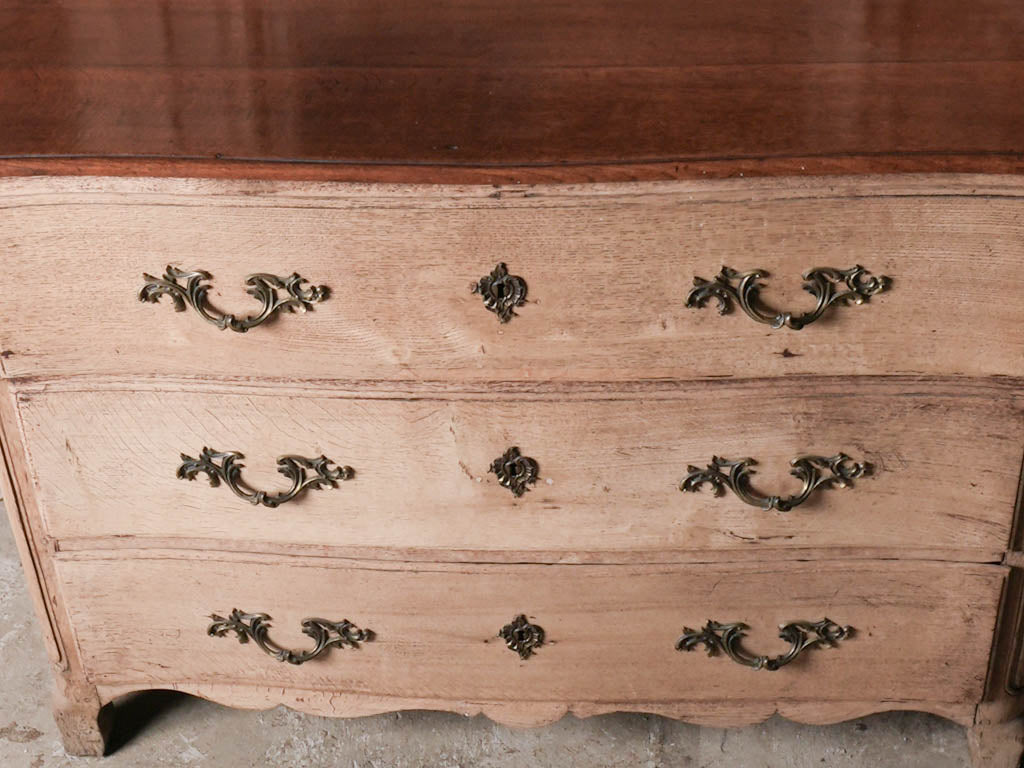 Vintage Louis XV bronze-handled commode