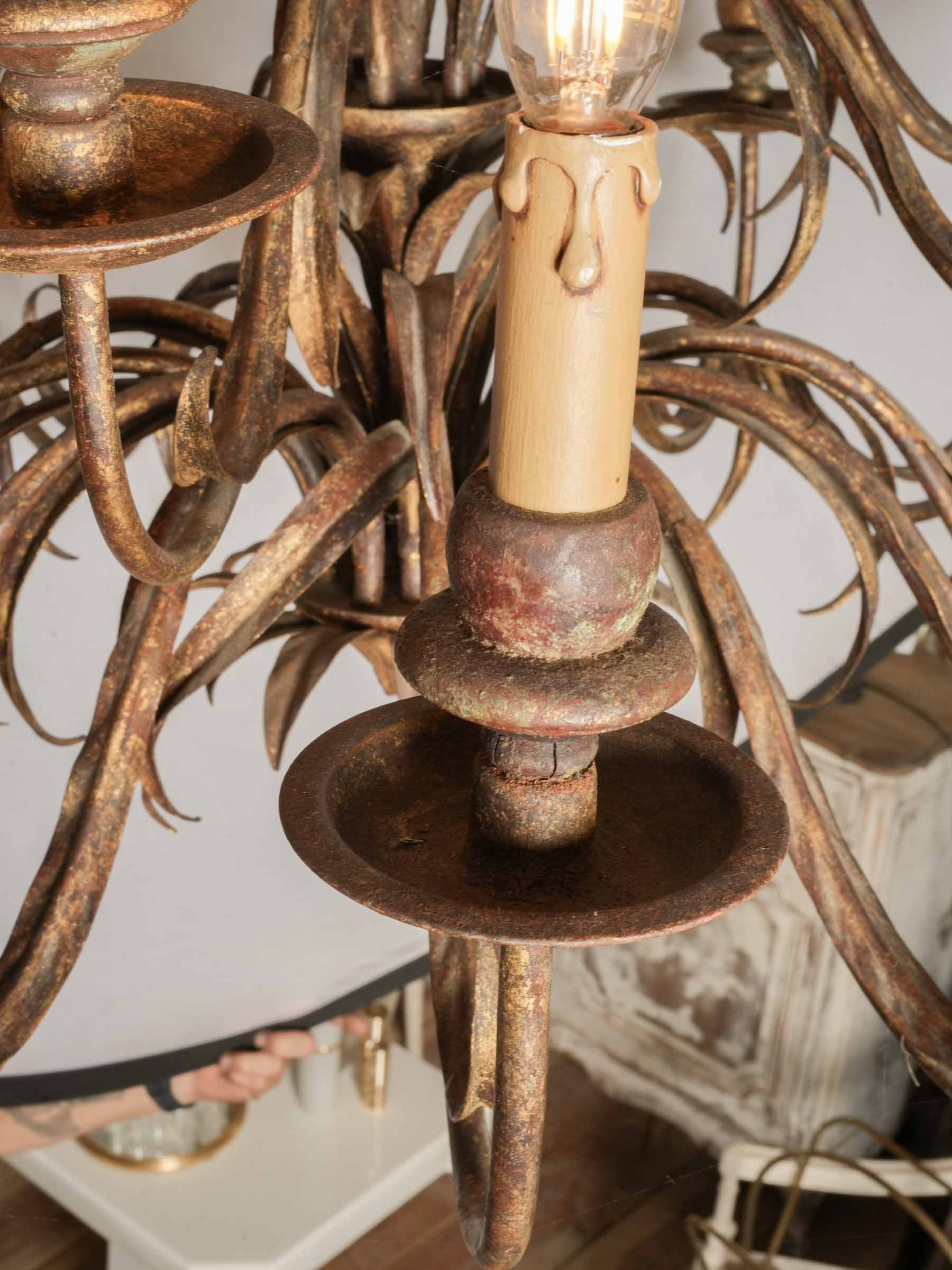 Impressive Hollywood Regency 18-Light Gilt Metal Palm Frond Chandelier, circa 1970 - 38¼" x 42¼"