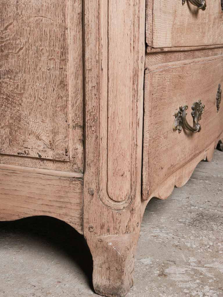 Distressed Louis XV living room drawers