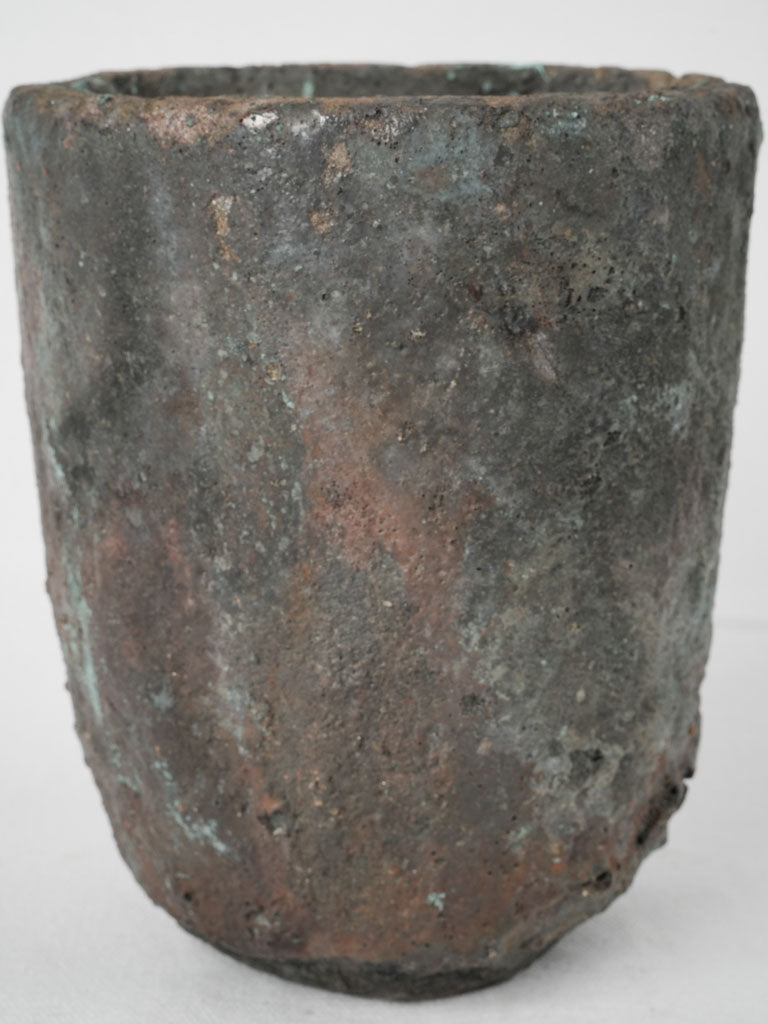 French origin crucible foundry vessels