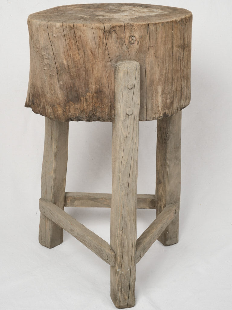 Vintage driftwood pedestal table