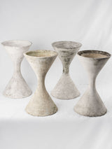 Set of 4 Willy Guhl Diabolo hourglass diabolo planters - 25¼"