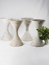 Set of 4 Willy Guhl Diabolo hourglass diabolo planters - 25¼"