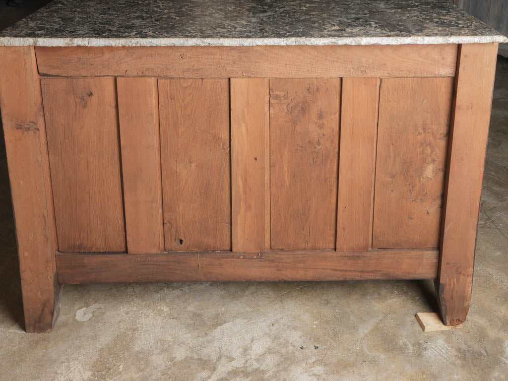 Luxurious 18th-century French walnut commode