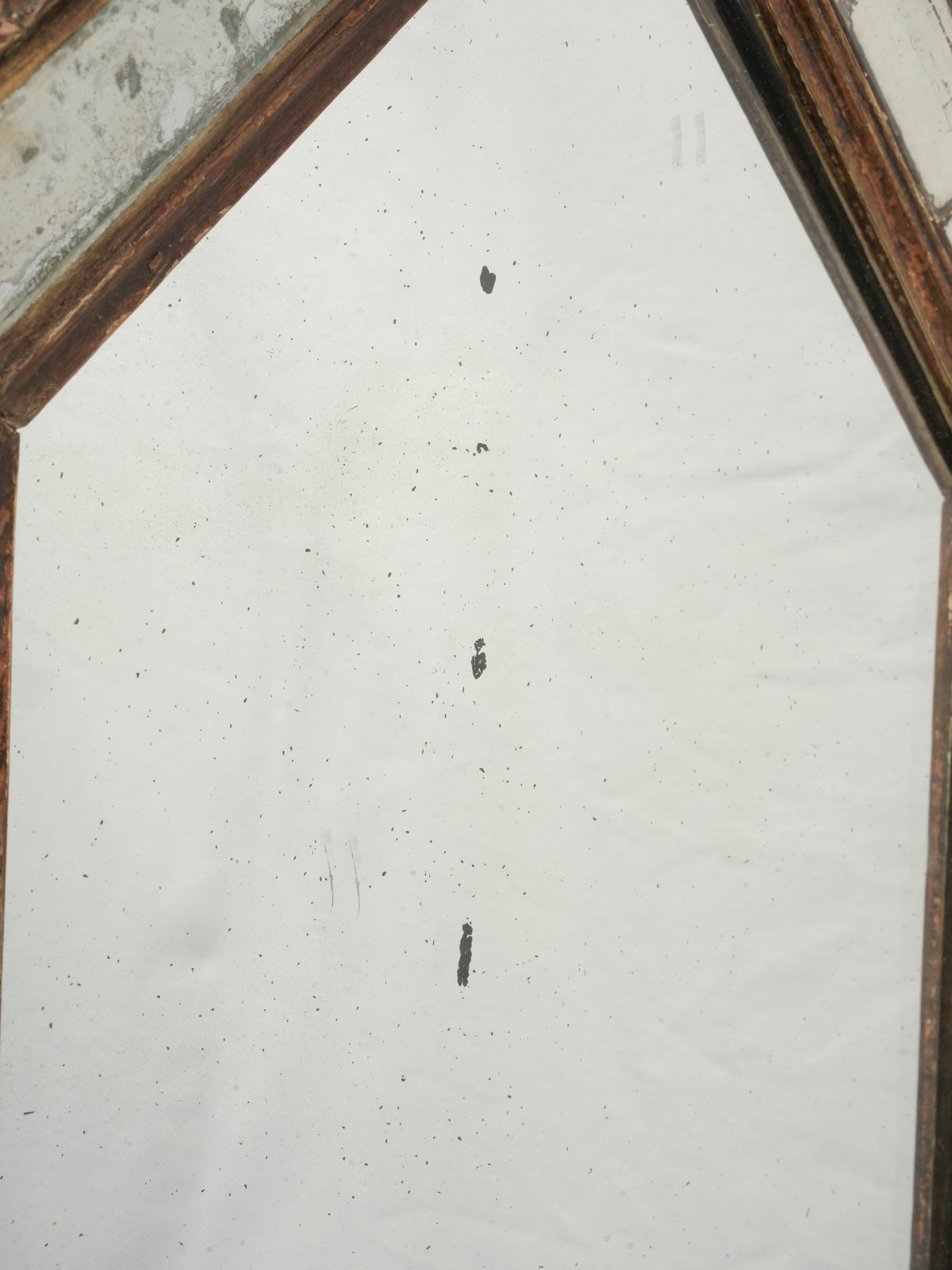 Foxed surfaces Gothic mirror  
