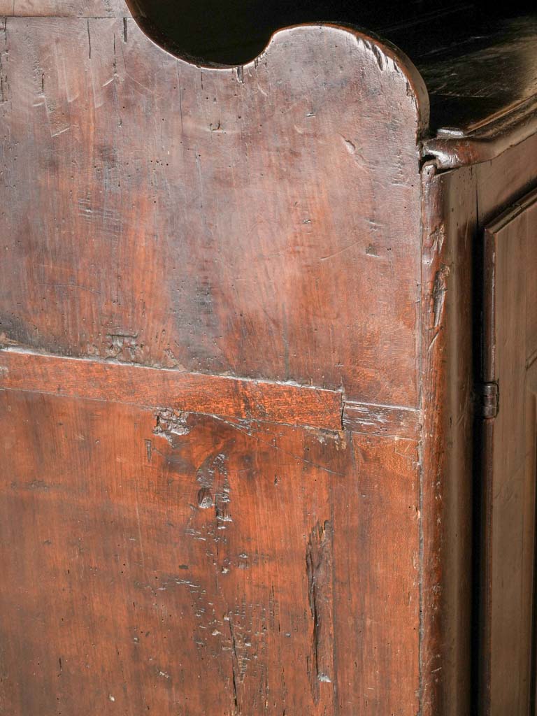 Quiet-refinement walnut sideboard