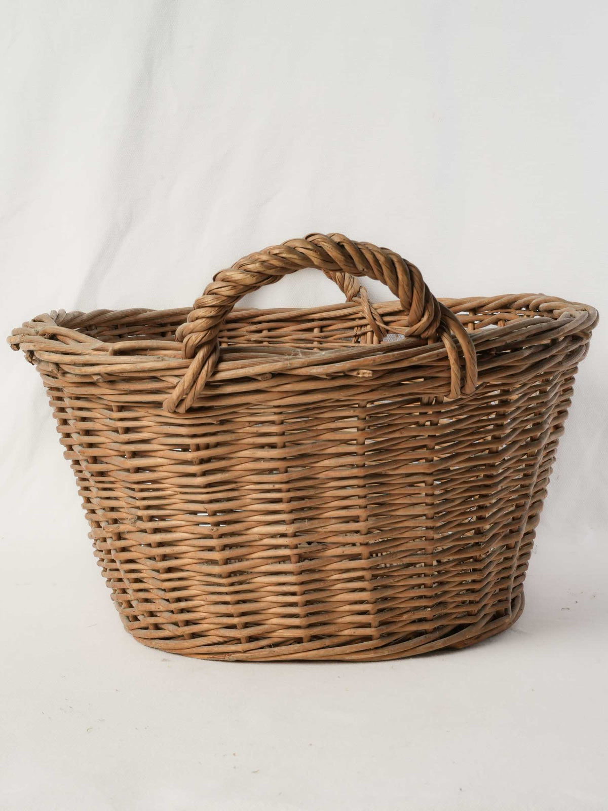 Tightly woven decorative basket