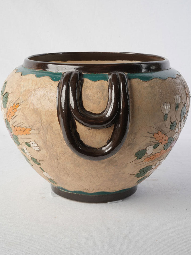 French handcrafted artistic pottery example  