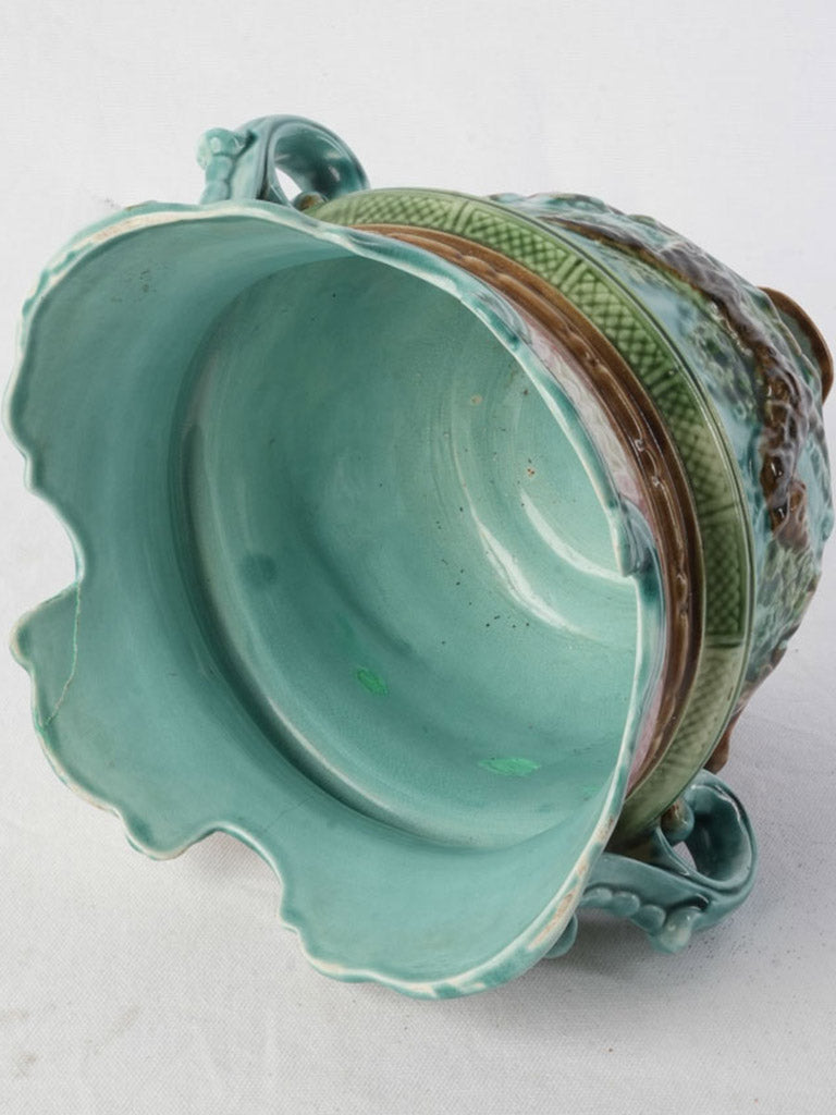 Distinctive Belle Époque style cachepot
