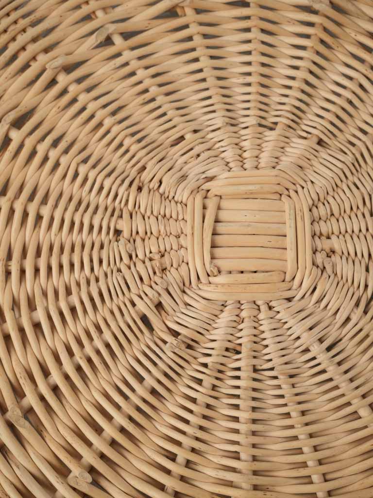 Chic Provencal wicker viennoiseries tray