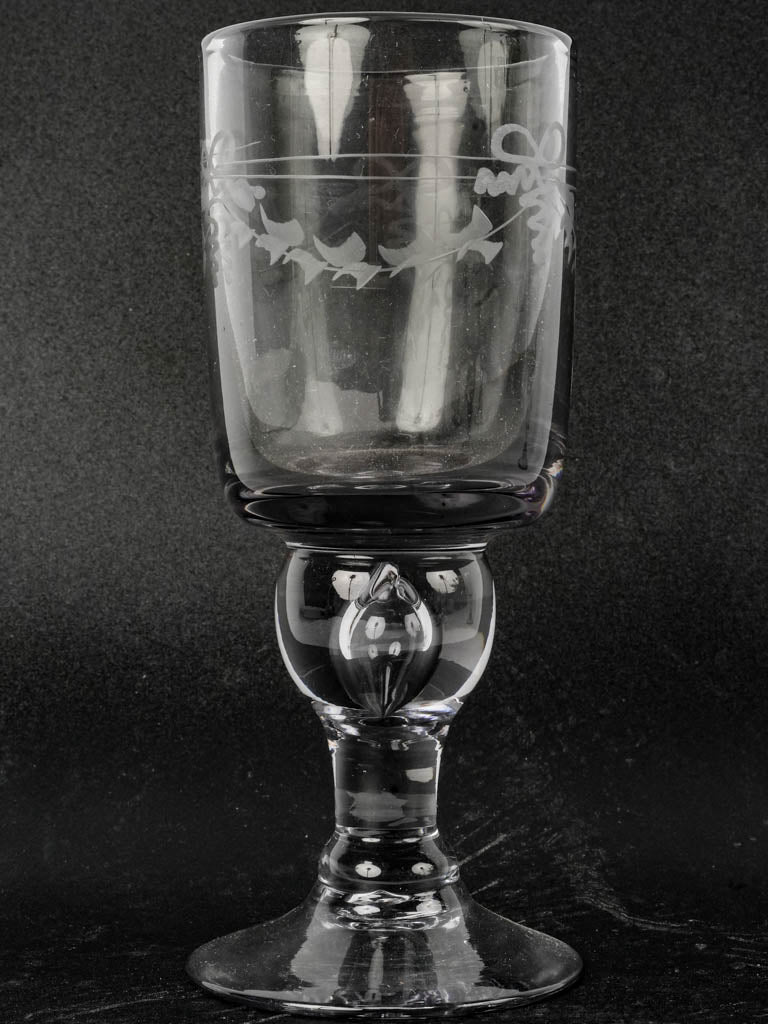 Modern engraved decorative glassware set