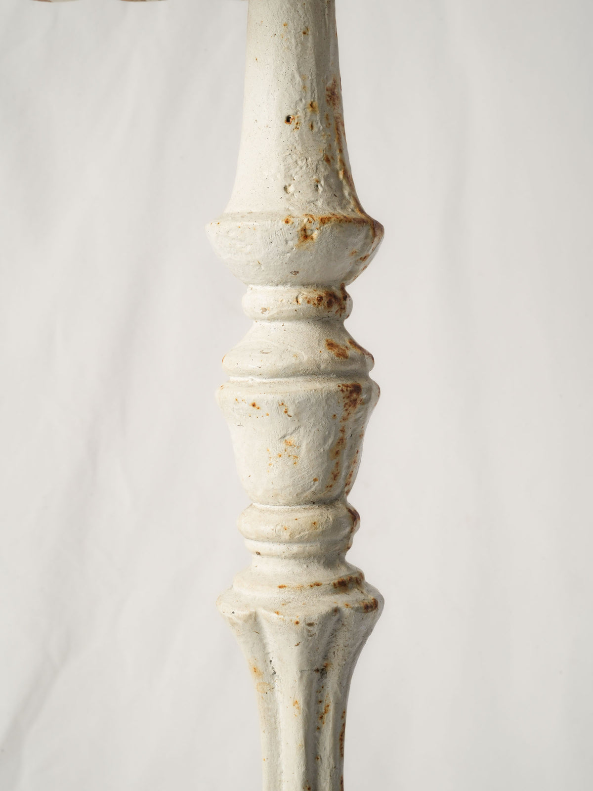 Elegant scalloped antique birdbath