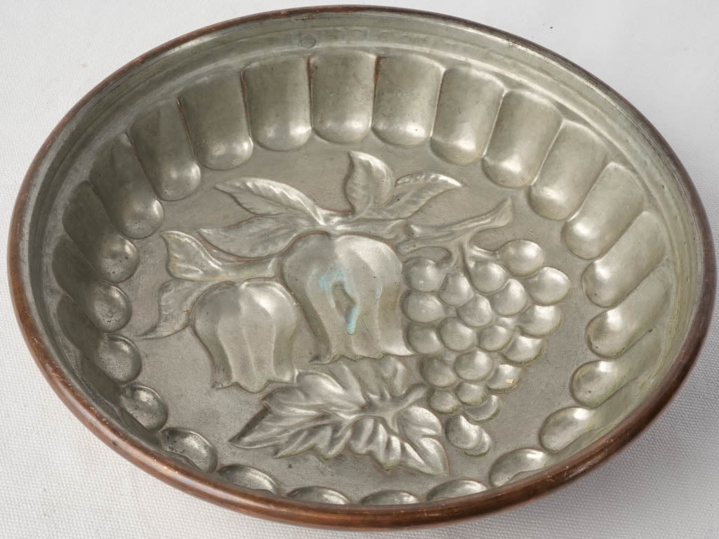 Decorative verdigris patina jelly mold  