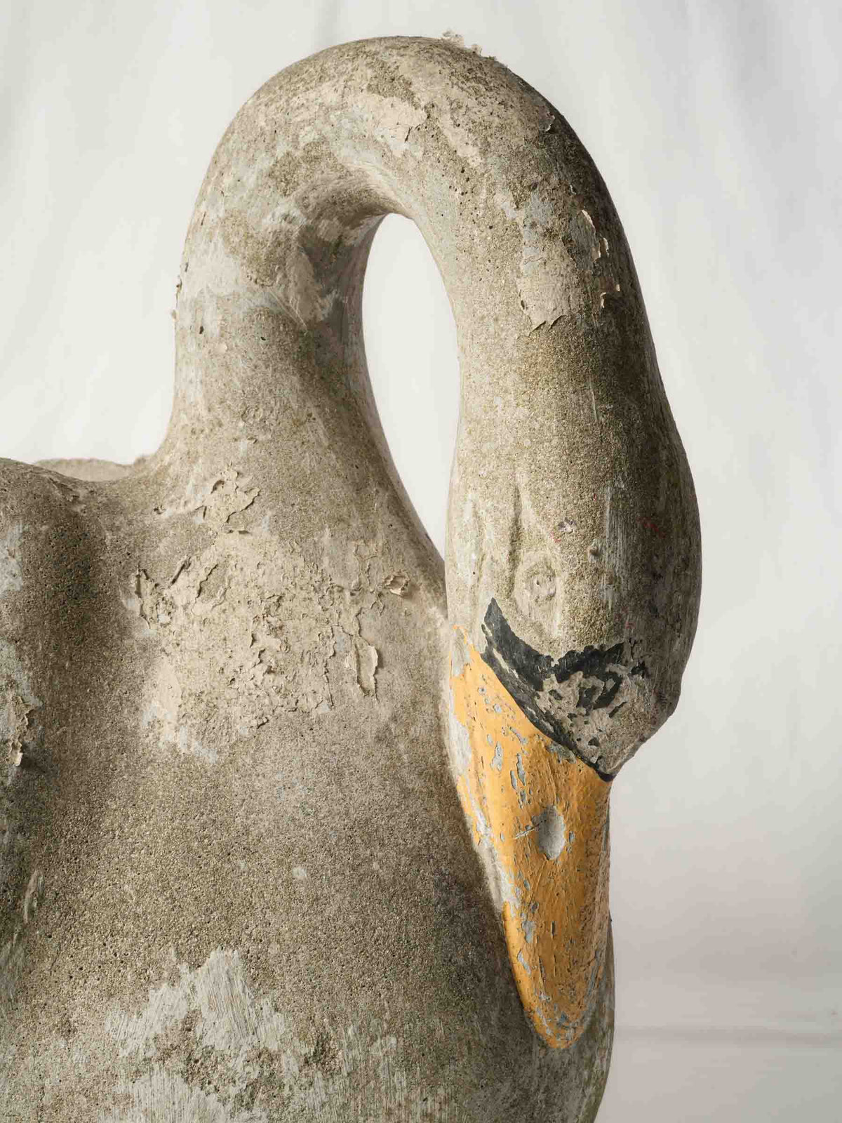 Charming incised feather swan planter  