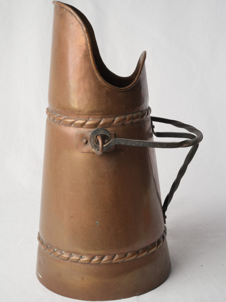 Decorative rope-twist accent bucket  