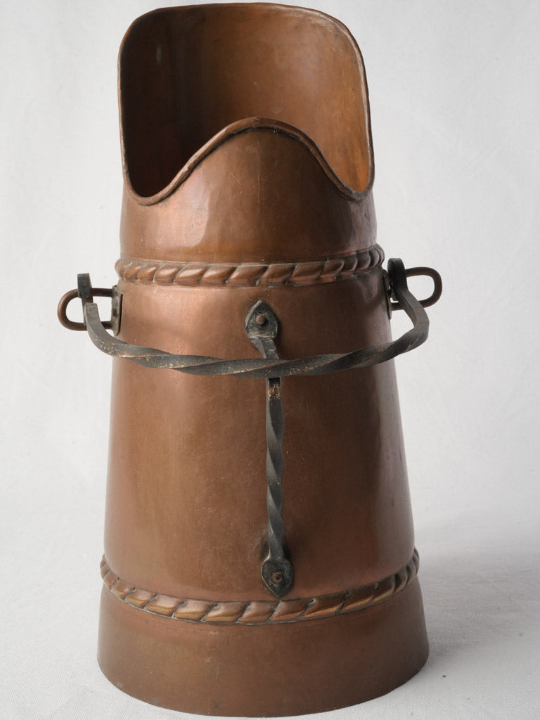 Nostalgic twisted-handle coal scuttle  