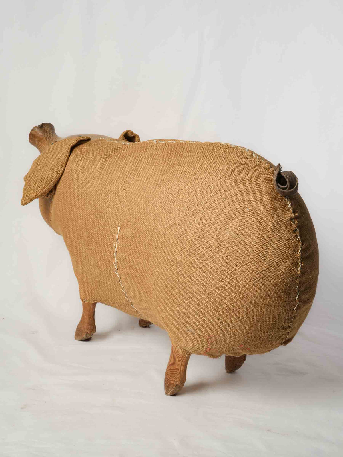 Natural grain pig furniture  