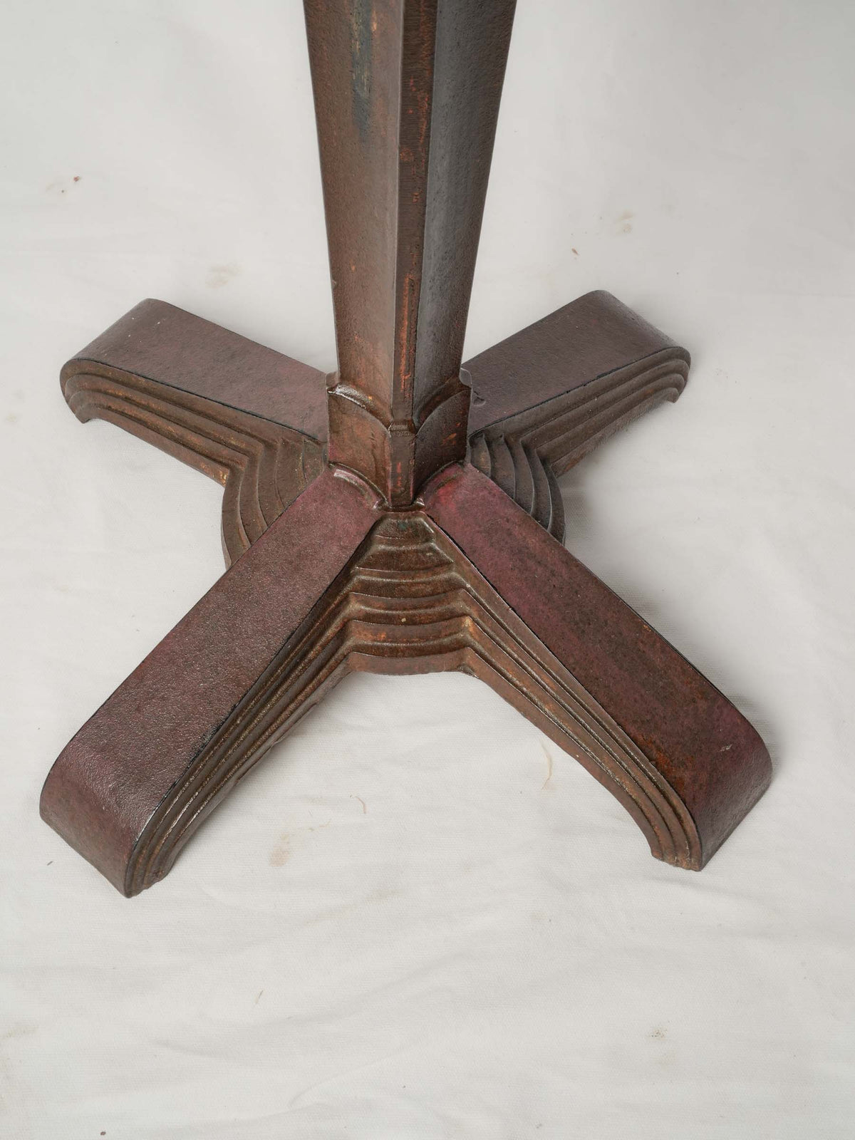 Collectible interwar period luxury table  