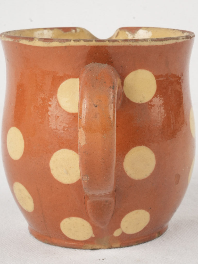 Elegant curved handle creamer  