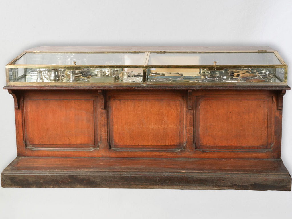 Mirrored panel luxury counter  