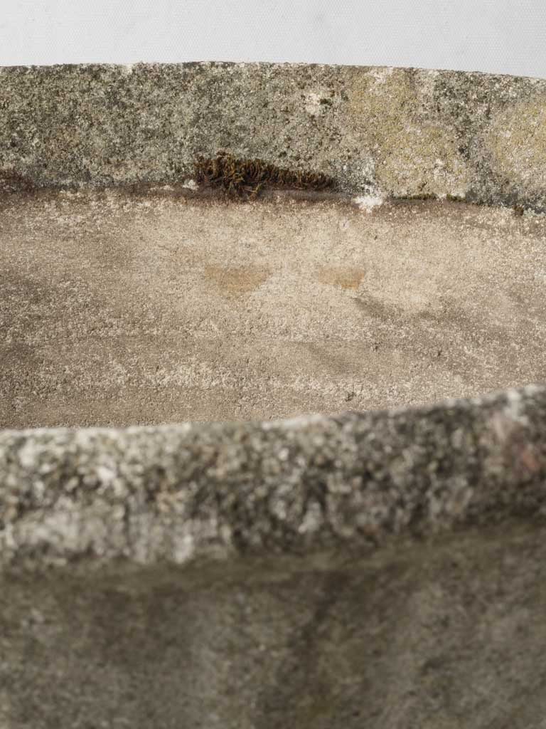 Durable aged concrete jardinieres 