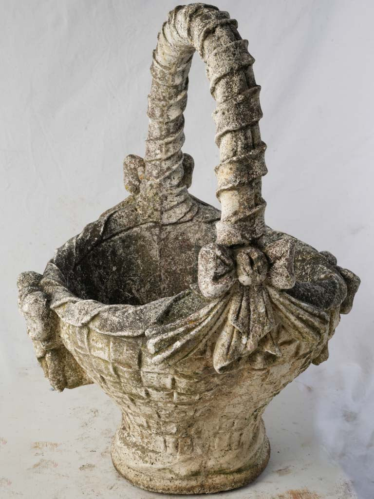 Antique woven-style garden decoration