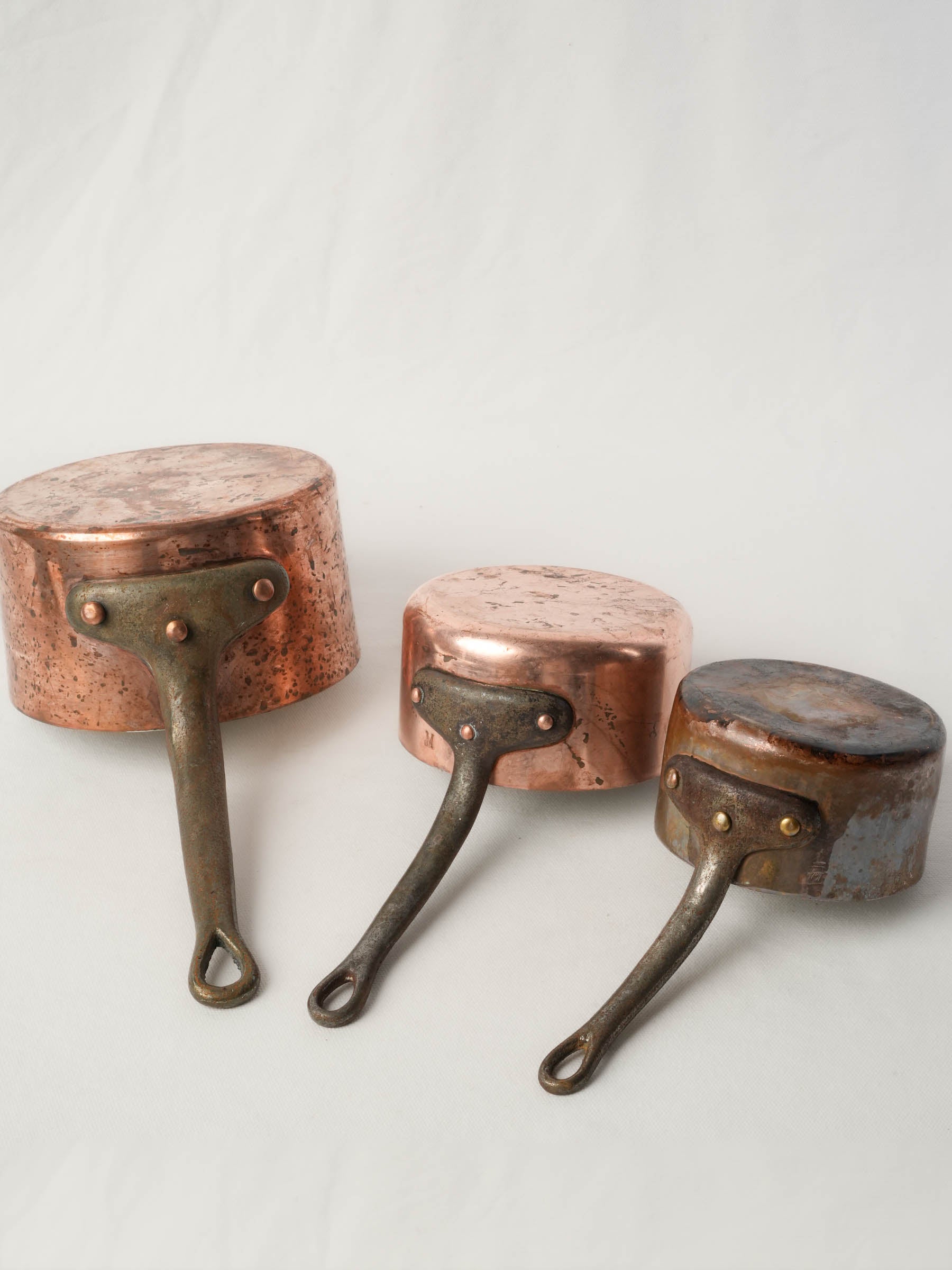 Set of 3 vintage copper saucepans
