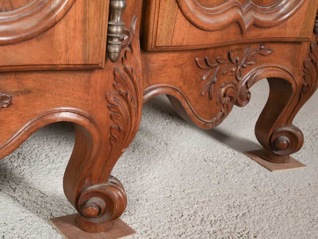 Enduring quality French buffet 