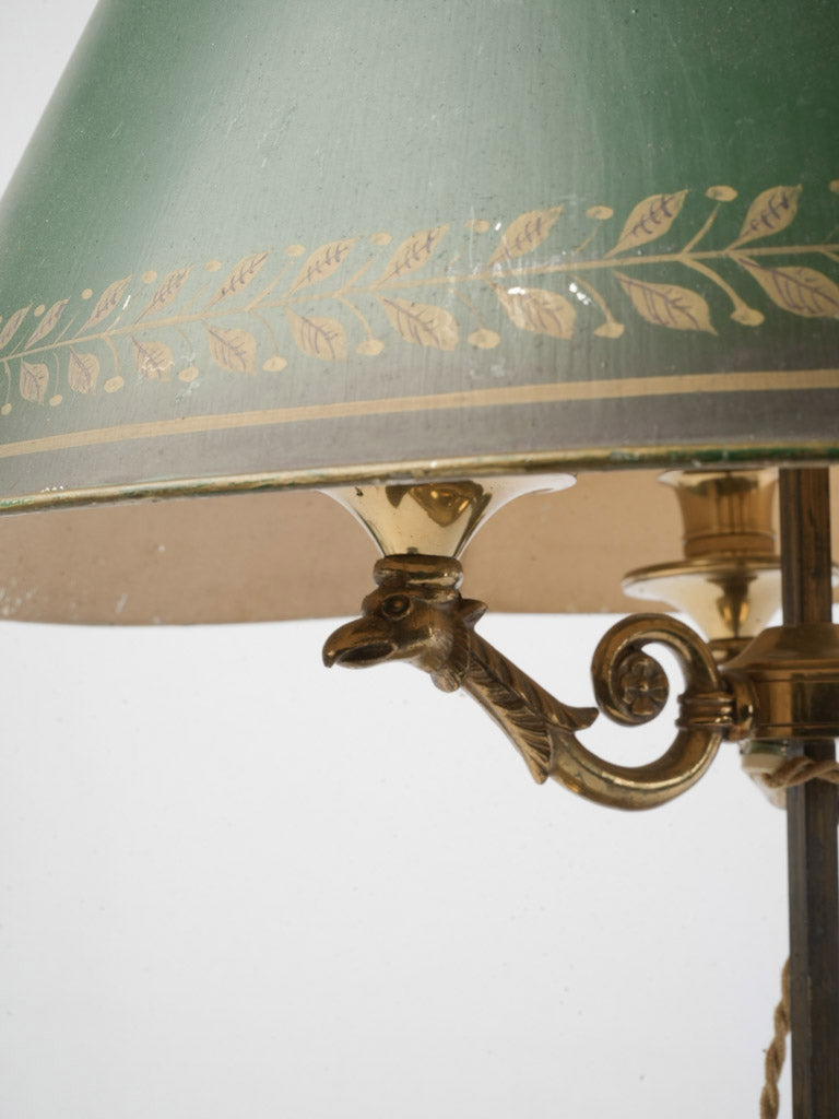 Exquisite gilt laurel lamp  