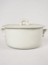 Very small tureen w/ flat lid - white 4"