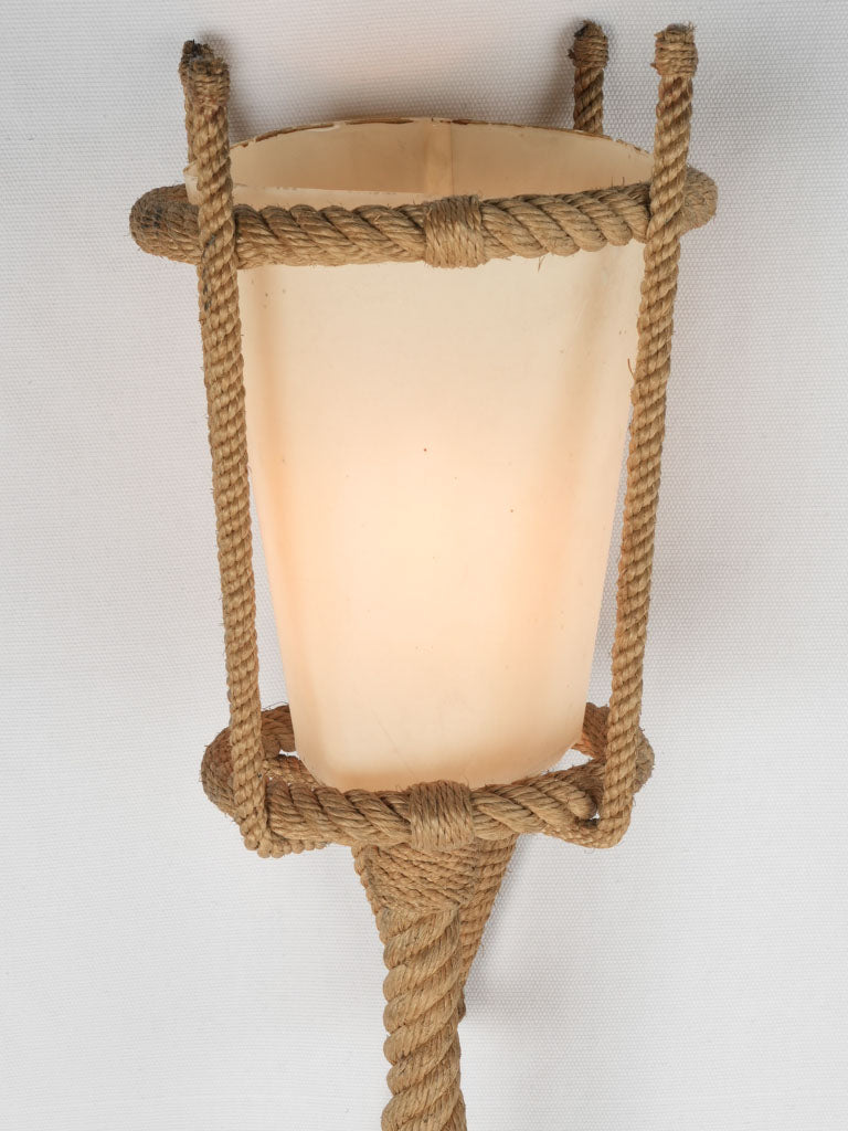 Sophisticated 1950s wooden wall light 