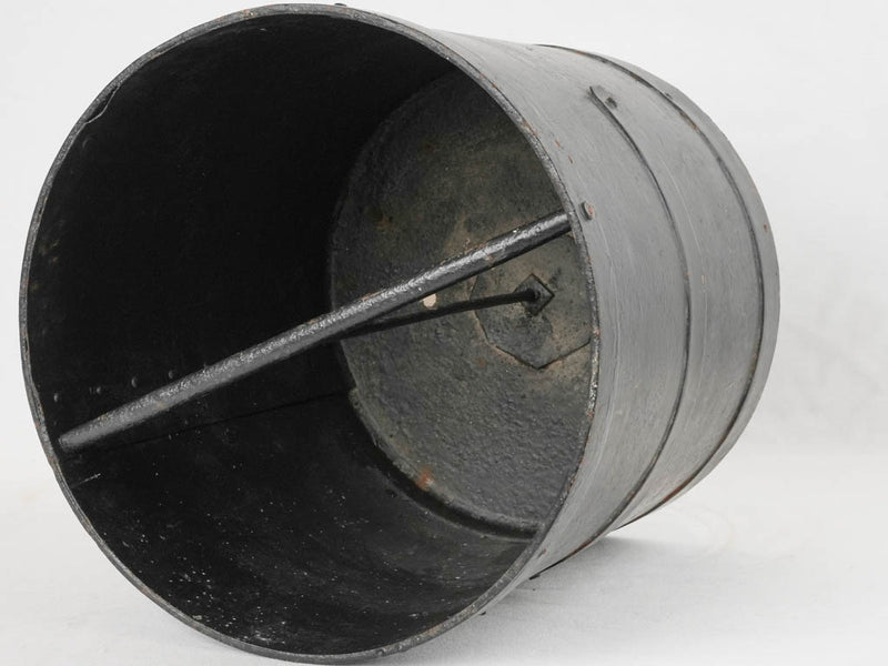Metal grain measure 1900s - 12¼"