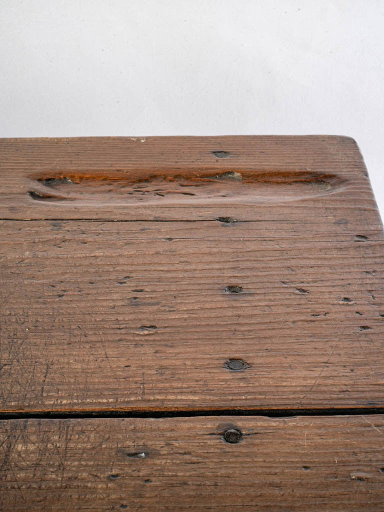 Burnished edges vintage table  