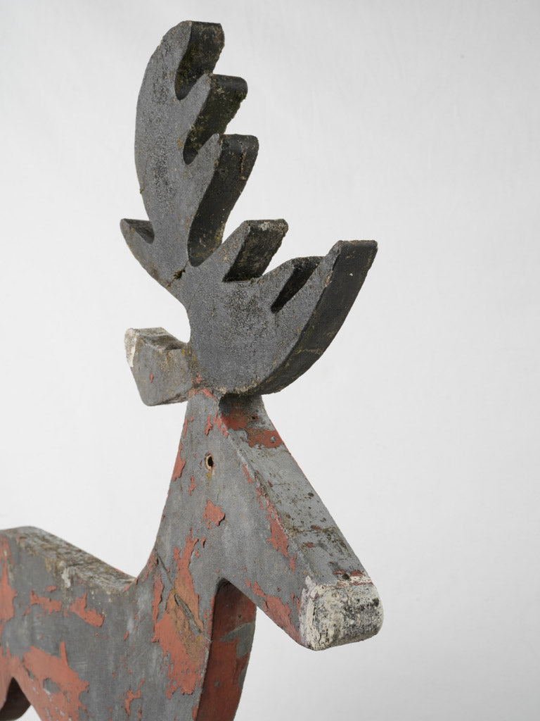 Classic swan outdoor animal sculpture