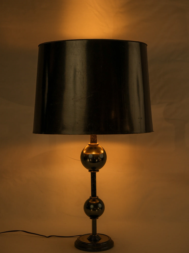 Unique bubbling detail designer lamp