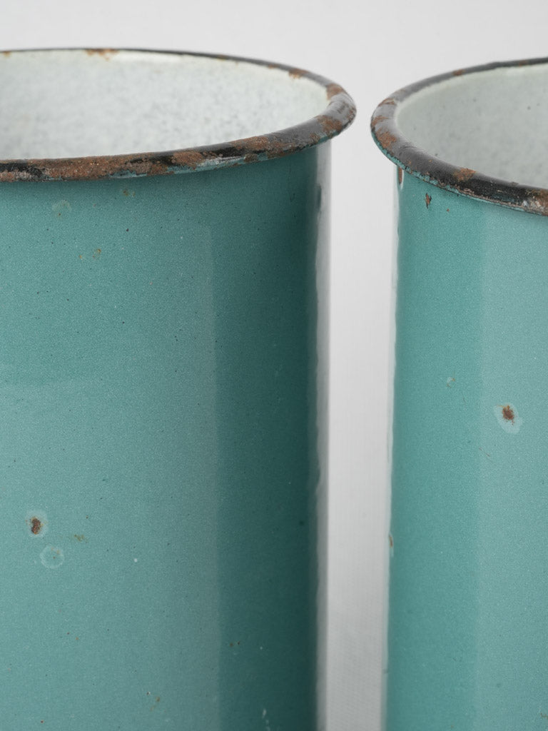 Stylish mid-century enamelware pots