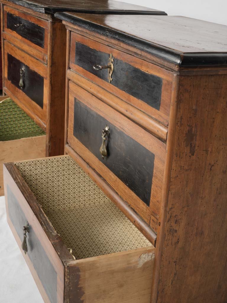 Traditional brass drop pull commodes