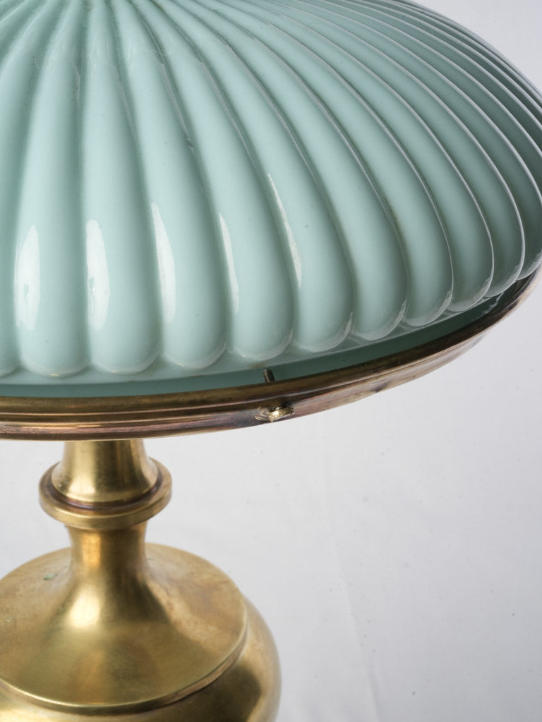Turned brass baluster base lamp