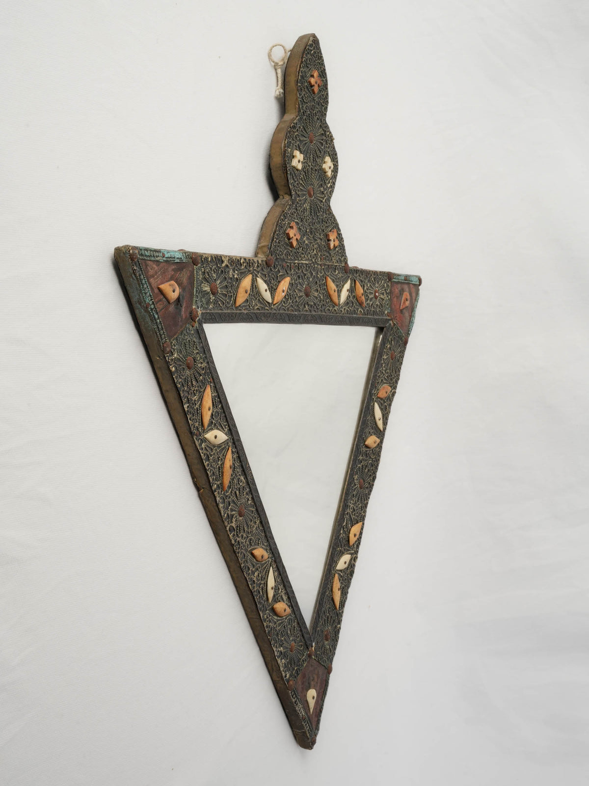 Vintage ochre Berber decor  