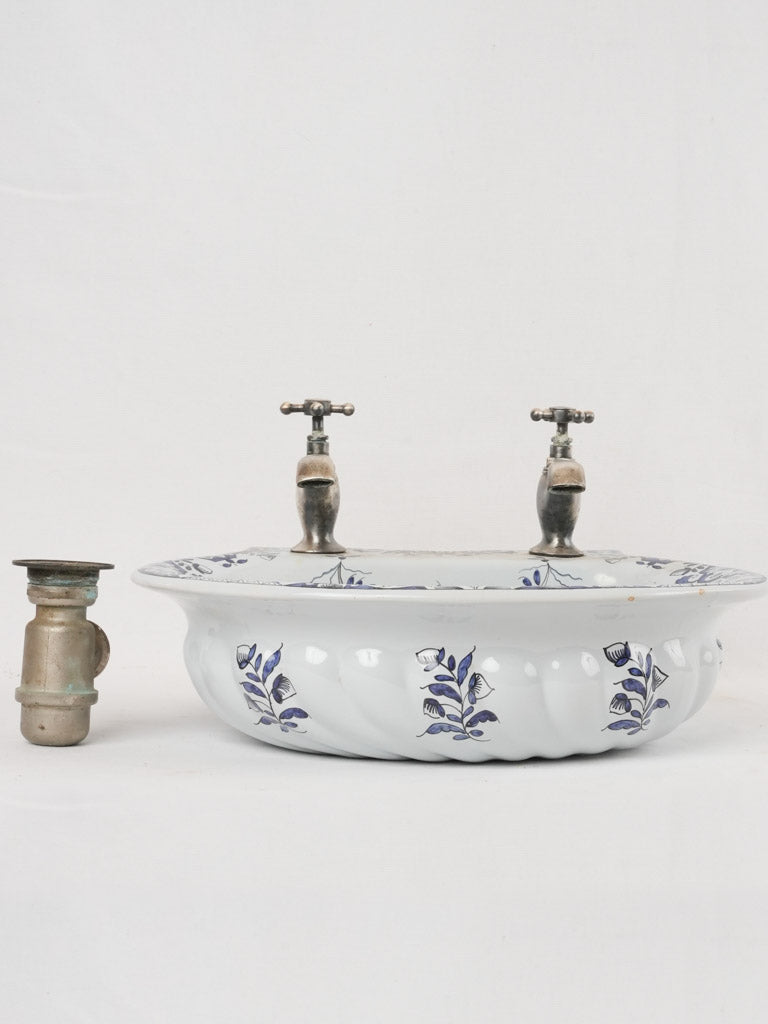 Vintage French blue and white hand basin 16½"