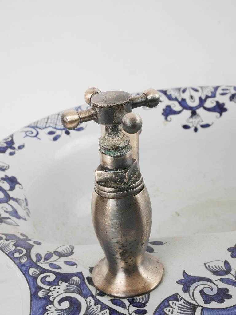 Vintage French blue and white hand basin 16½"