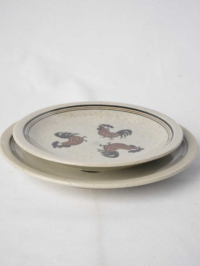 Stylized rooster design dinnerware