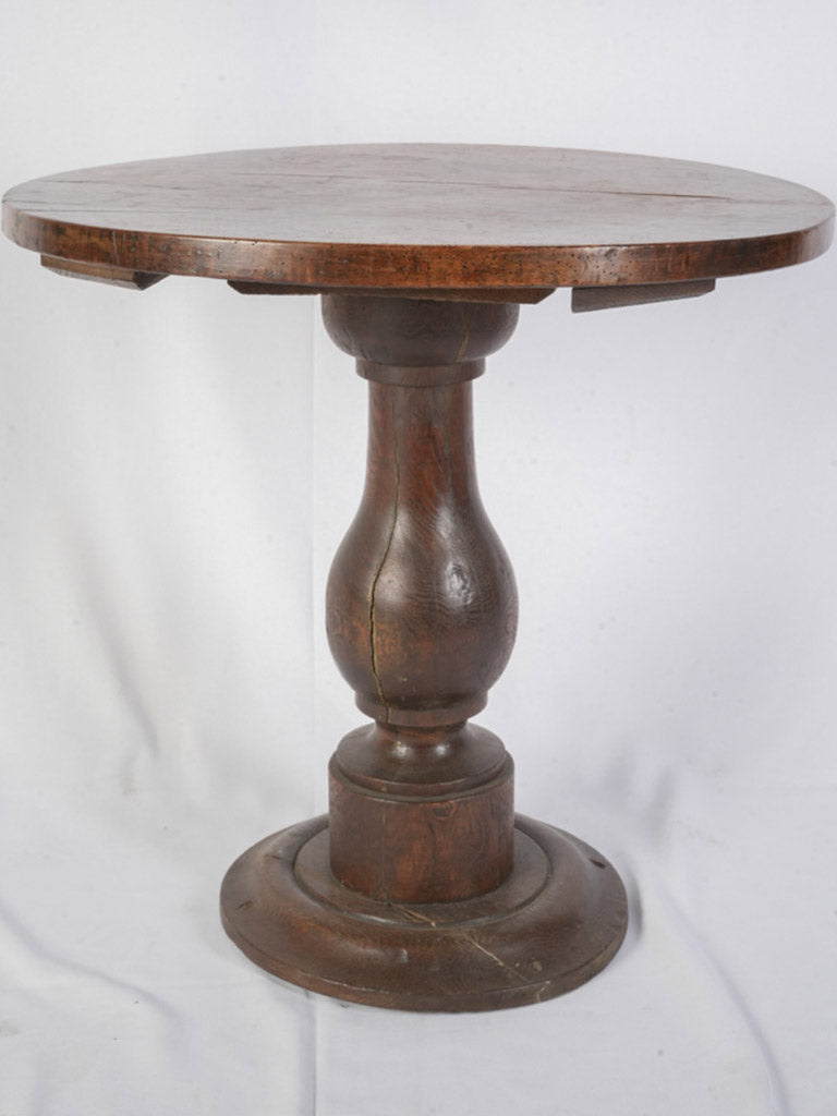 Elegant late-19th-century guéridon